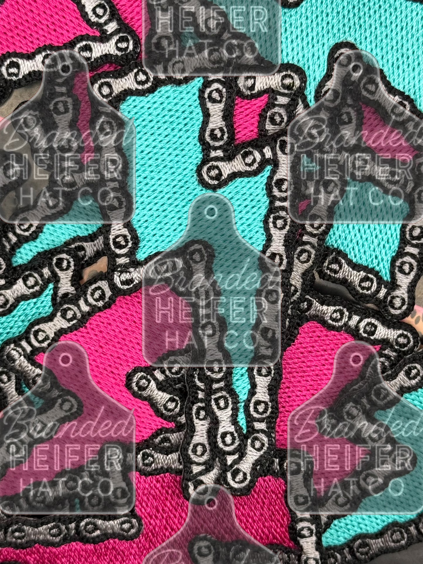 Chain bolt embroidery patch