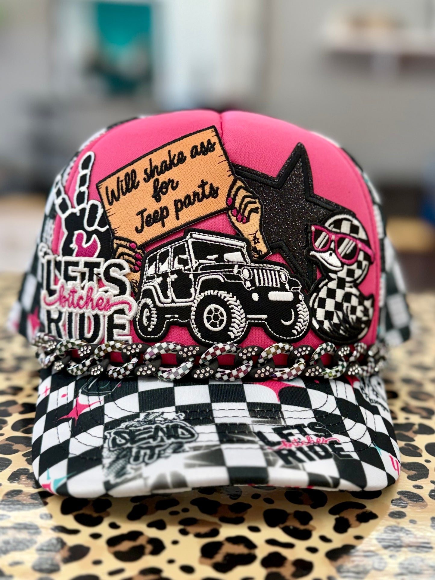 JEEPER PONYTAIL TRUCKER HAT
