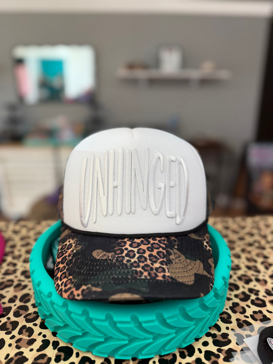 UNHINGED PUFF EMBROIDERY PATCH (2 COLORS)