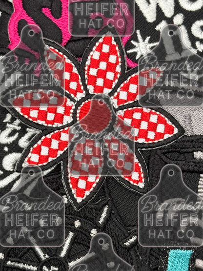 Checkered daisy (multiple) embroidery patch