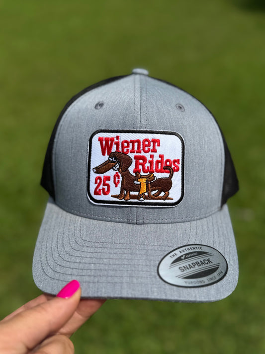 Weiner rides hat